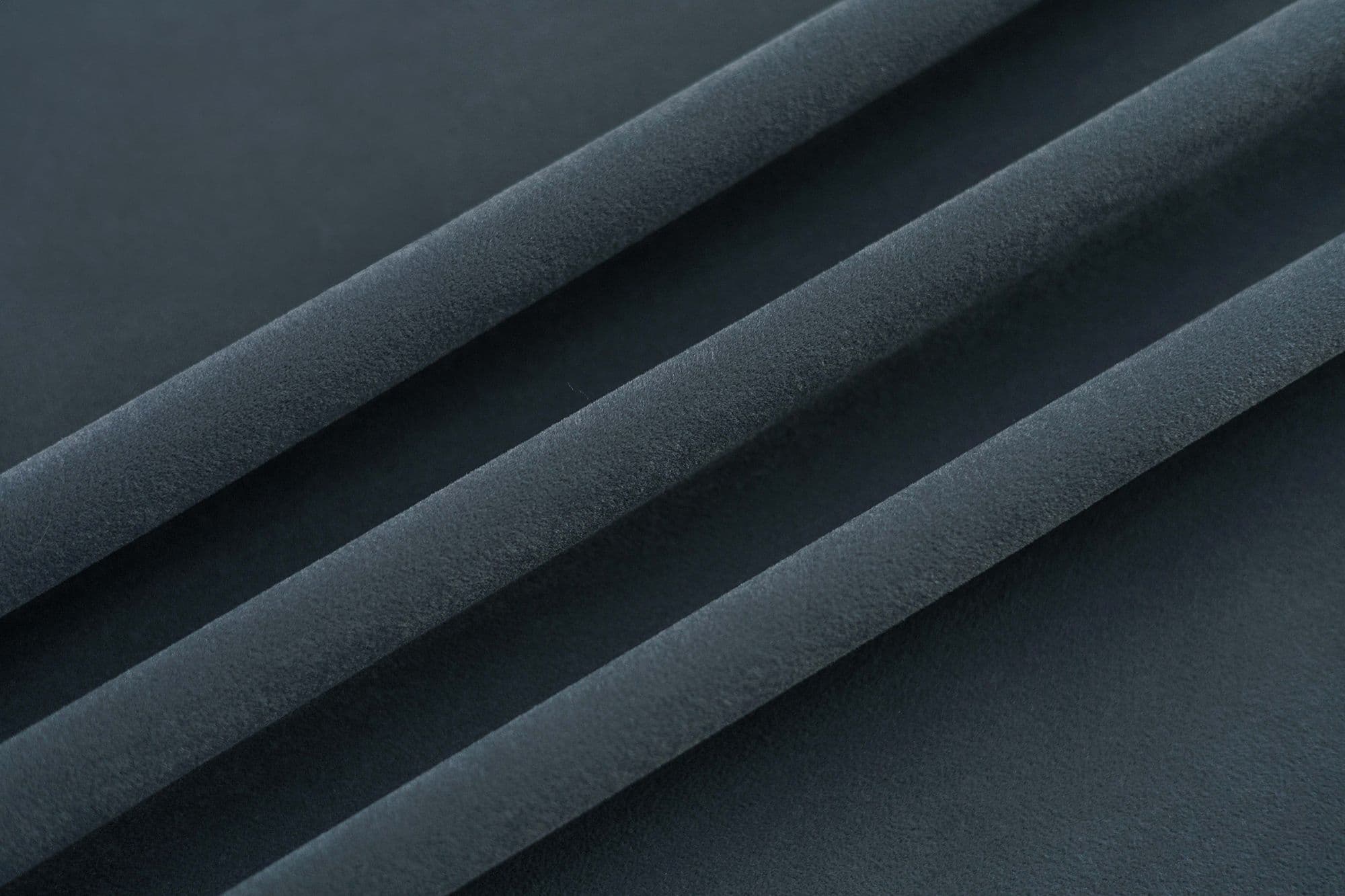 713 Graphite