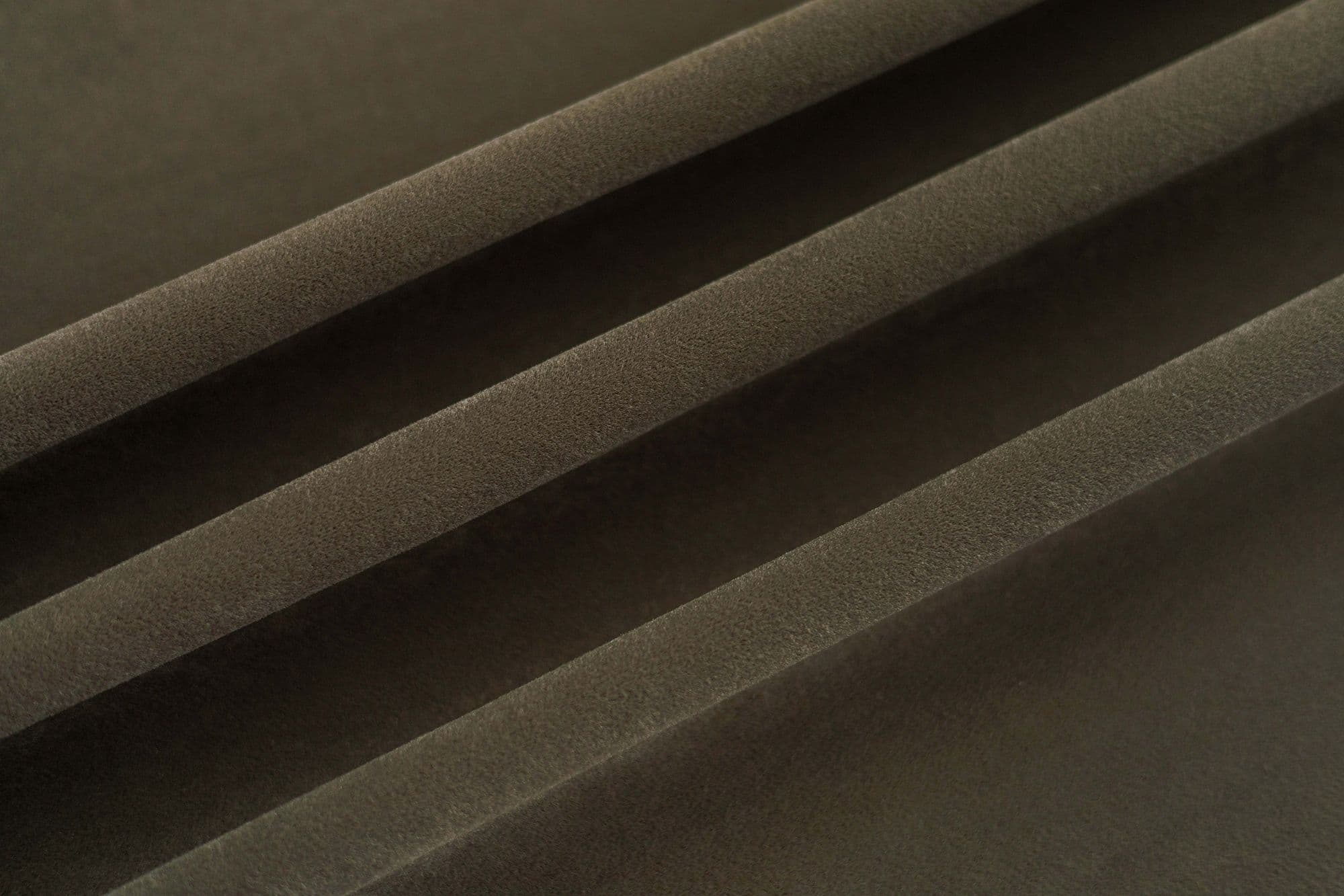 726 Taupe