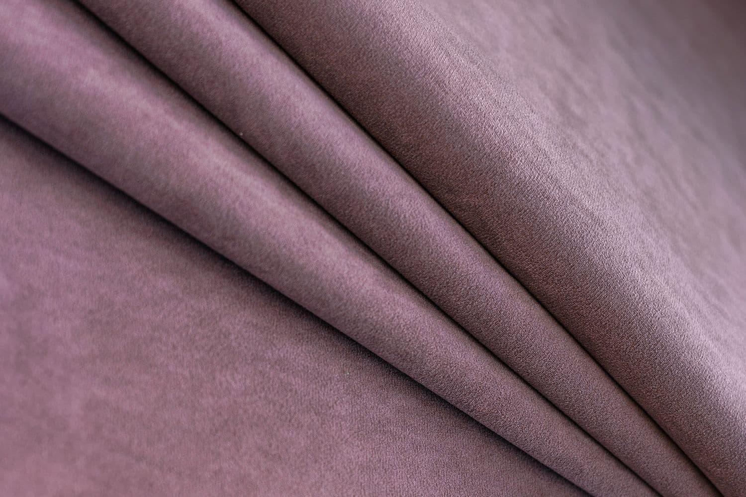 1025 Lilac